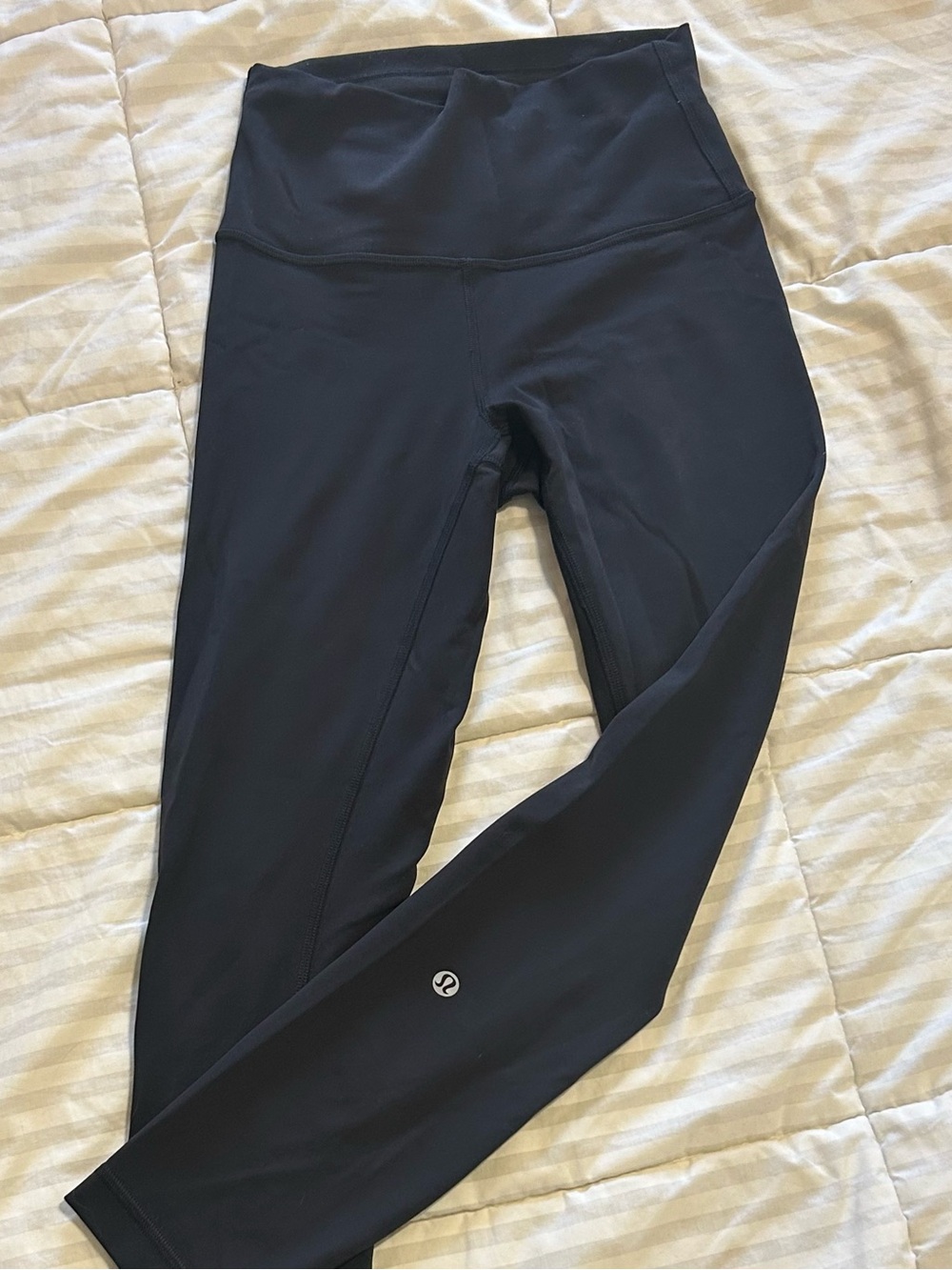 Lululemon Wunder Train High-Rise Tight